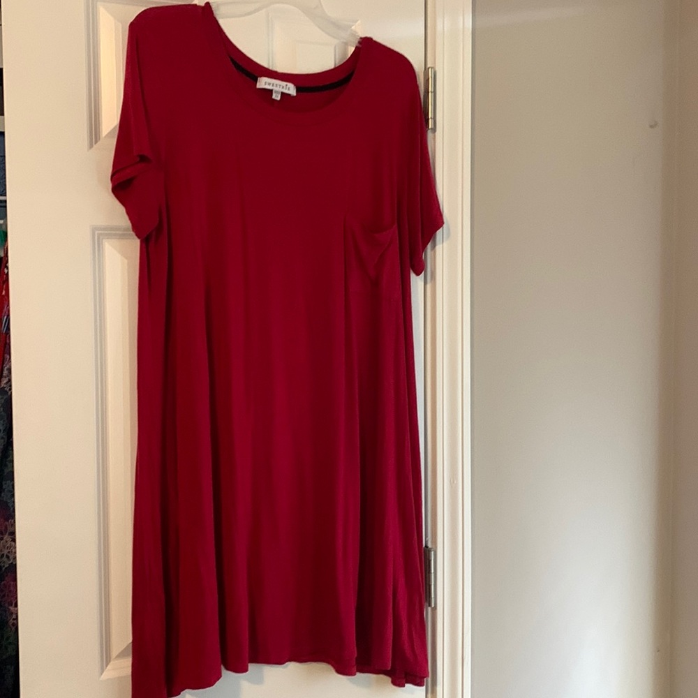 Red woman size 2x sweetkie dress for $20.